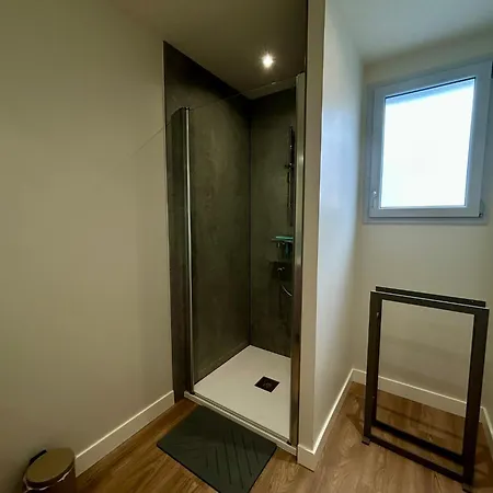 L'apparth, Maison Partagee 7 *